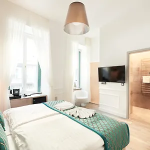 Boutique 4*, Budapest Ungheria