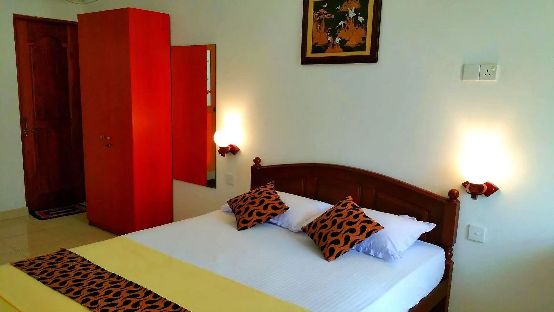 Holiday Fashion Inn Negombo