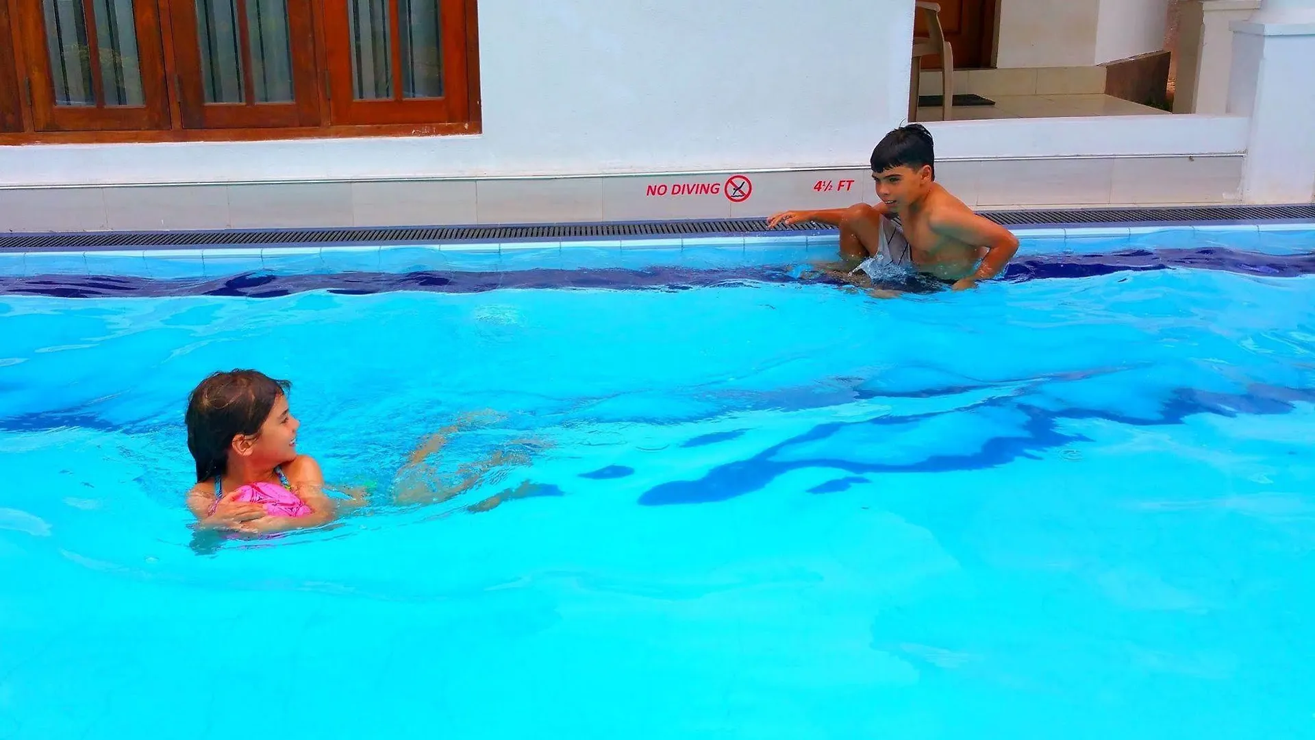Holiday Fashion Inn Negombo